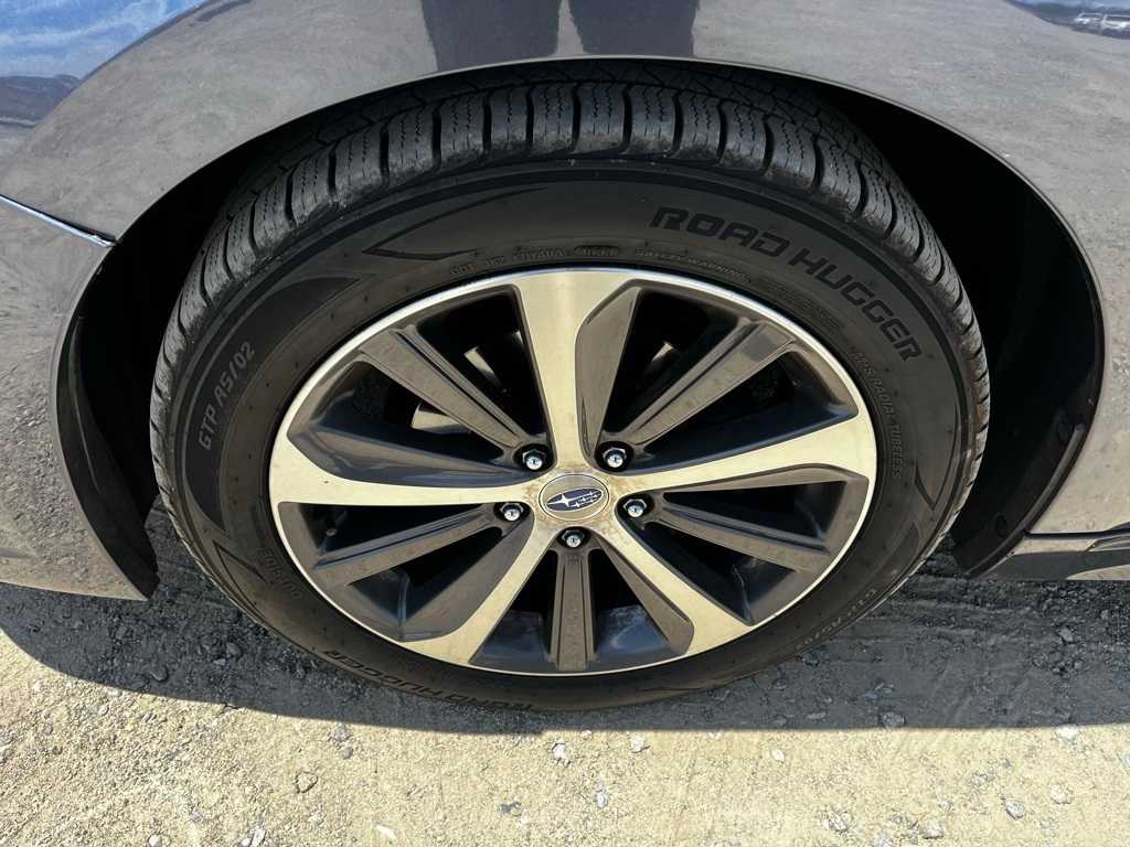 Thumbnail: 2016 Subaru Legacy - 9