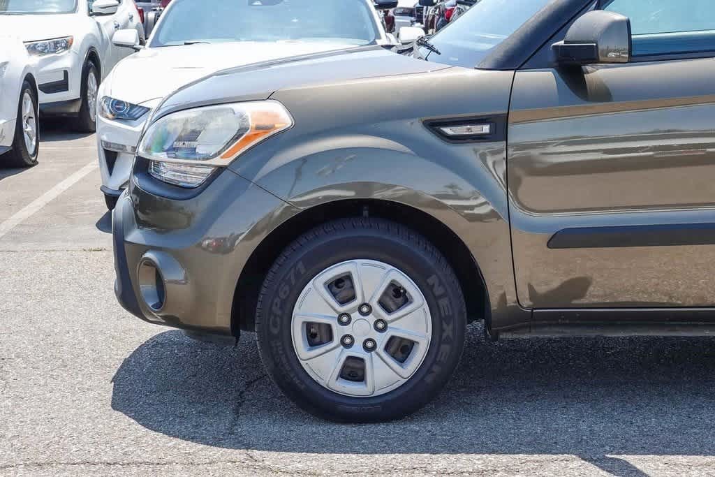 Thumbnail: 2013 Kia Soul - 9