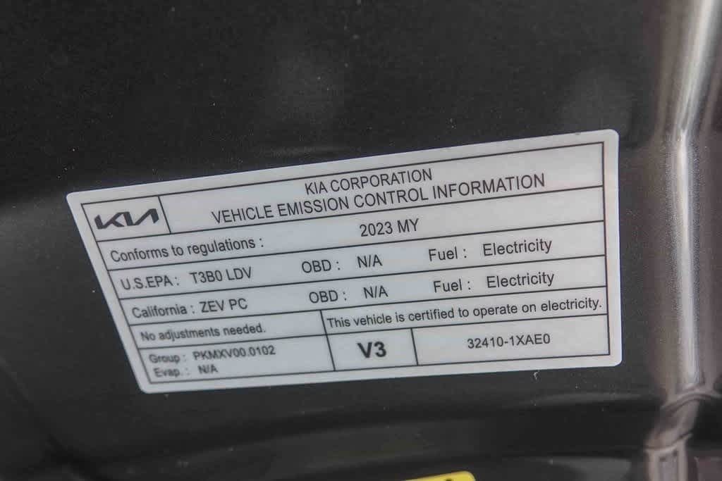 Thumbnail: 2023 Kia EV6 - 29