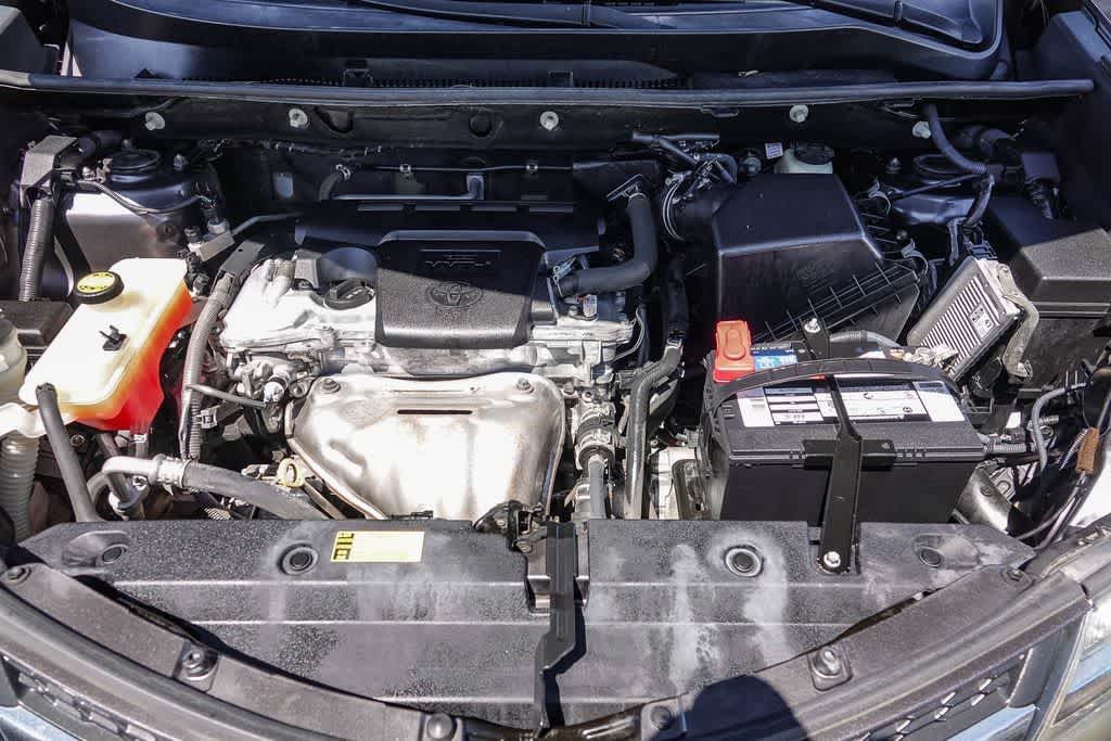 Thumbnail: 2015 Toyota RAV4 - 26