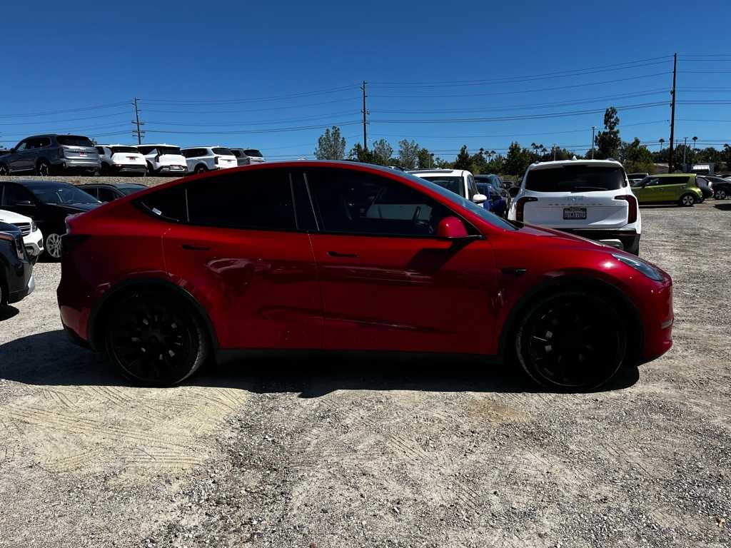 Thumbnail: 2022 Tesla Model Y - 4