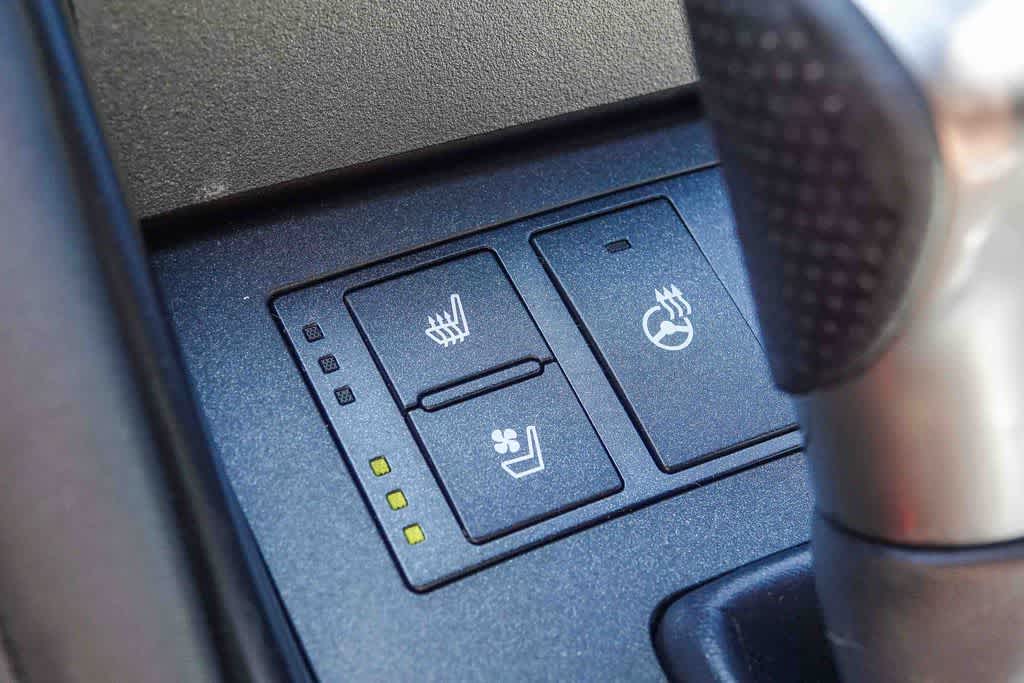 Thumbnail: 2023 Lexus IS - 21