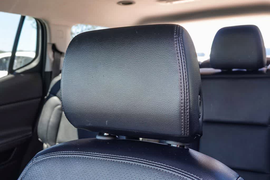 Thumbnail: 2023 GMC Acadia - 24