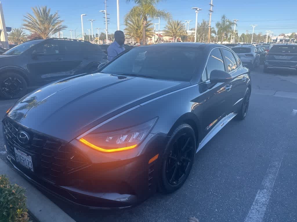 Thumbnail: 2021 Hyundai Sonata - 3