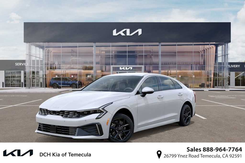 Thumbnail: 2026 Kia K5 - 1