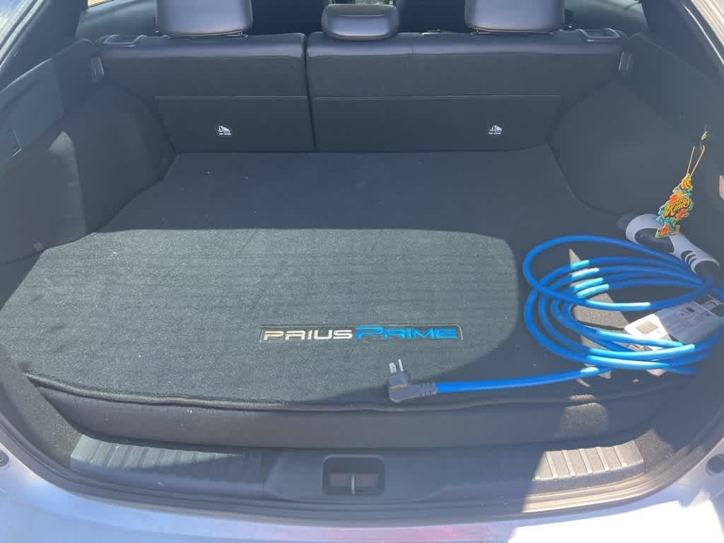 Thumbnail: 2020 Toyota Prius Prime - 10