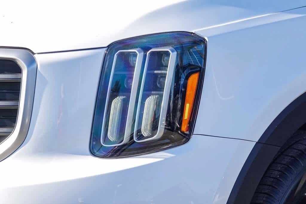 Thumbnail: 2023 Kia Telluride - 8
