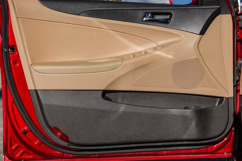 Thumbnail: 2014 Hyundai Sonata - 20