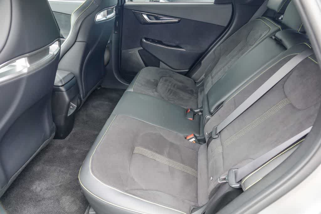 Thumbnail: 2023 Kia EV6 - 17
