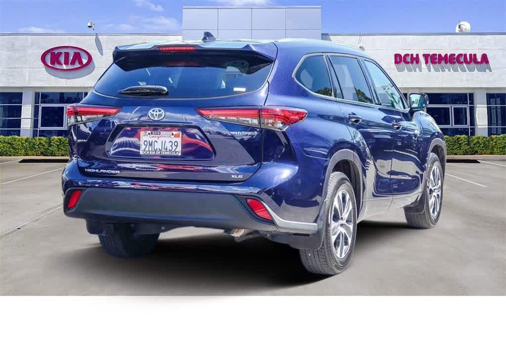 2021 Toyota Highlander Hybrid XLE photo 3