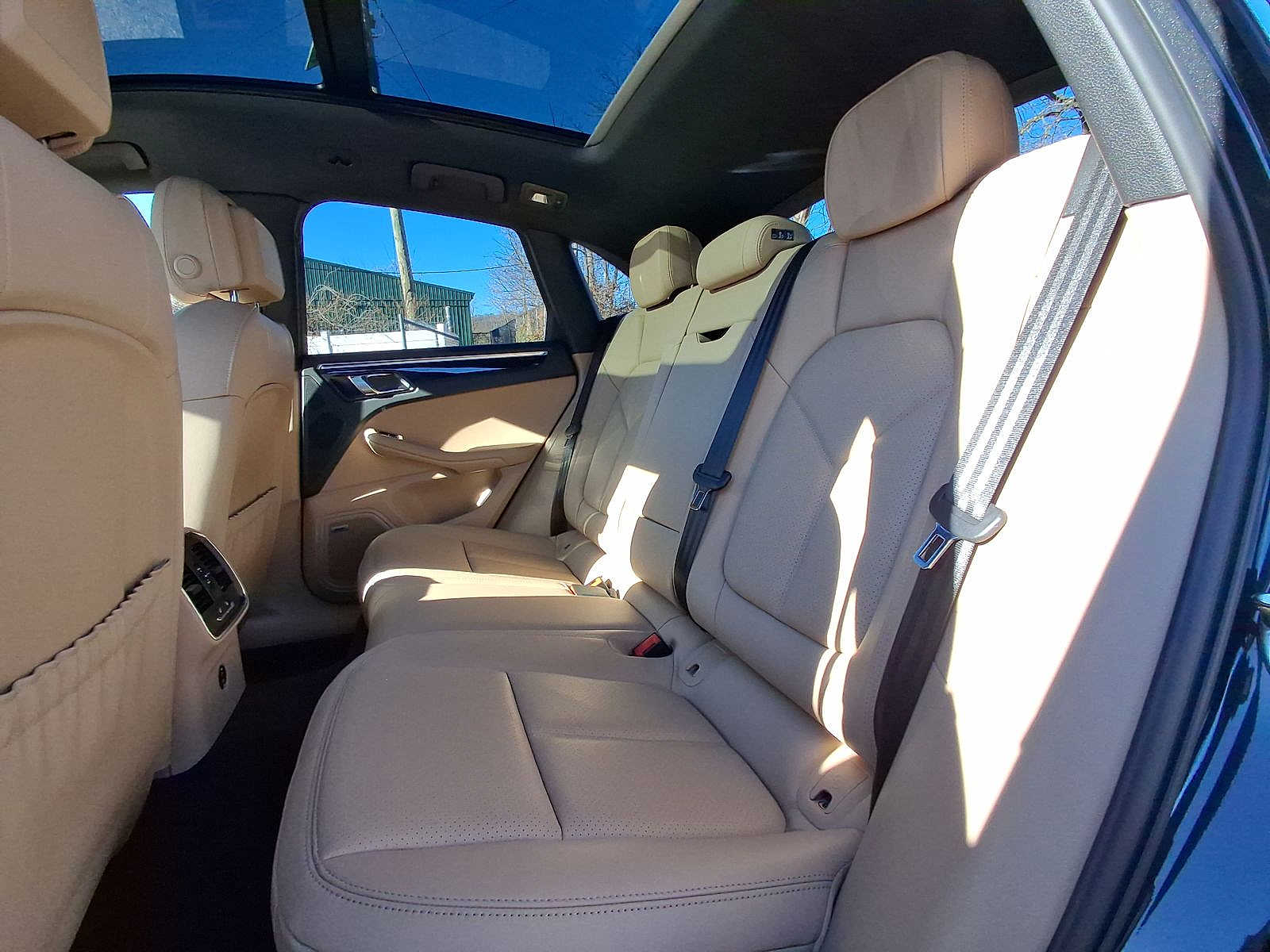 Thumbnail: 2024 Porsche Macan - 20