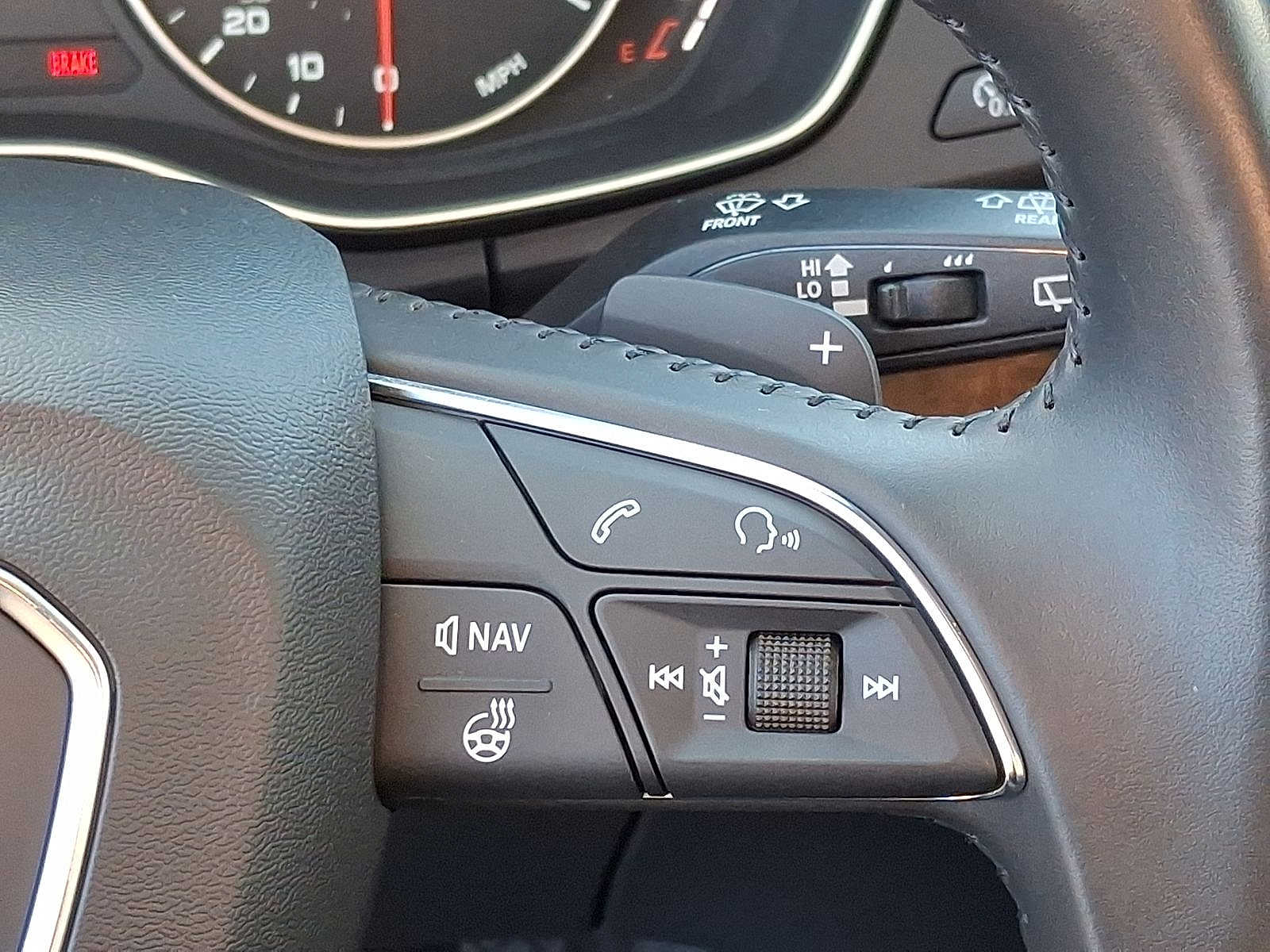 Thumbnail: 2018 Audi Q5 - 18