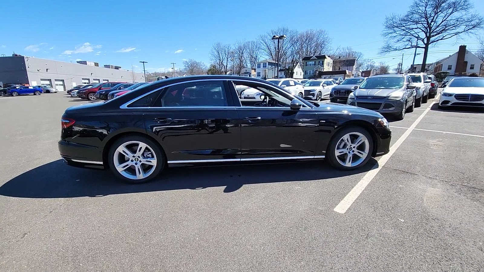 Thumbnail: 2025 Audi A8 - 9