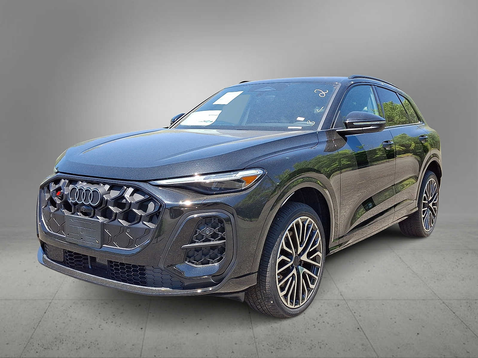 Thumbnail: 2026 Audi SQ5 - 1