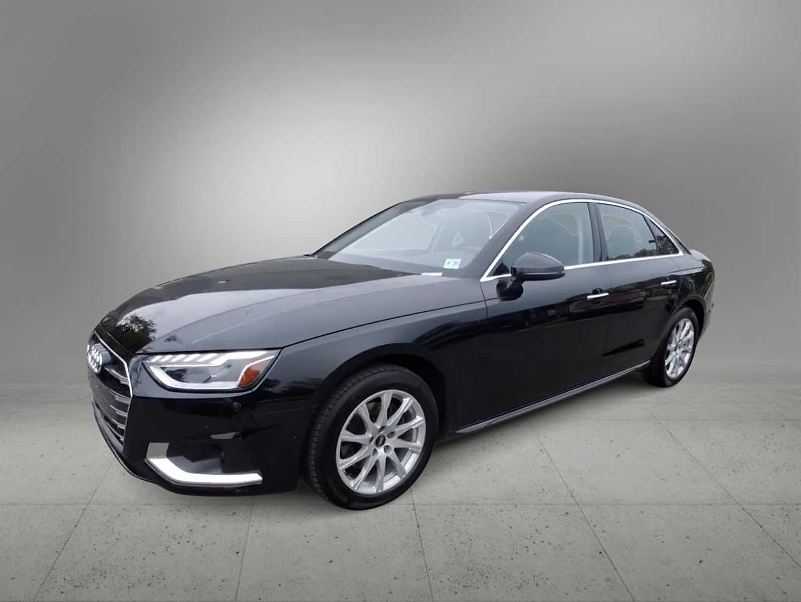 2023 Audi A4 Quattro Premium photo 3