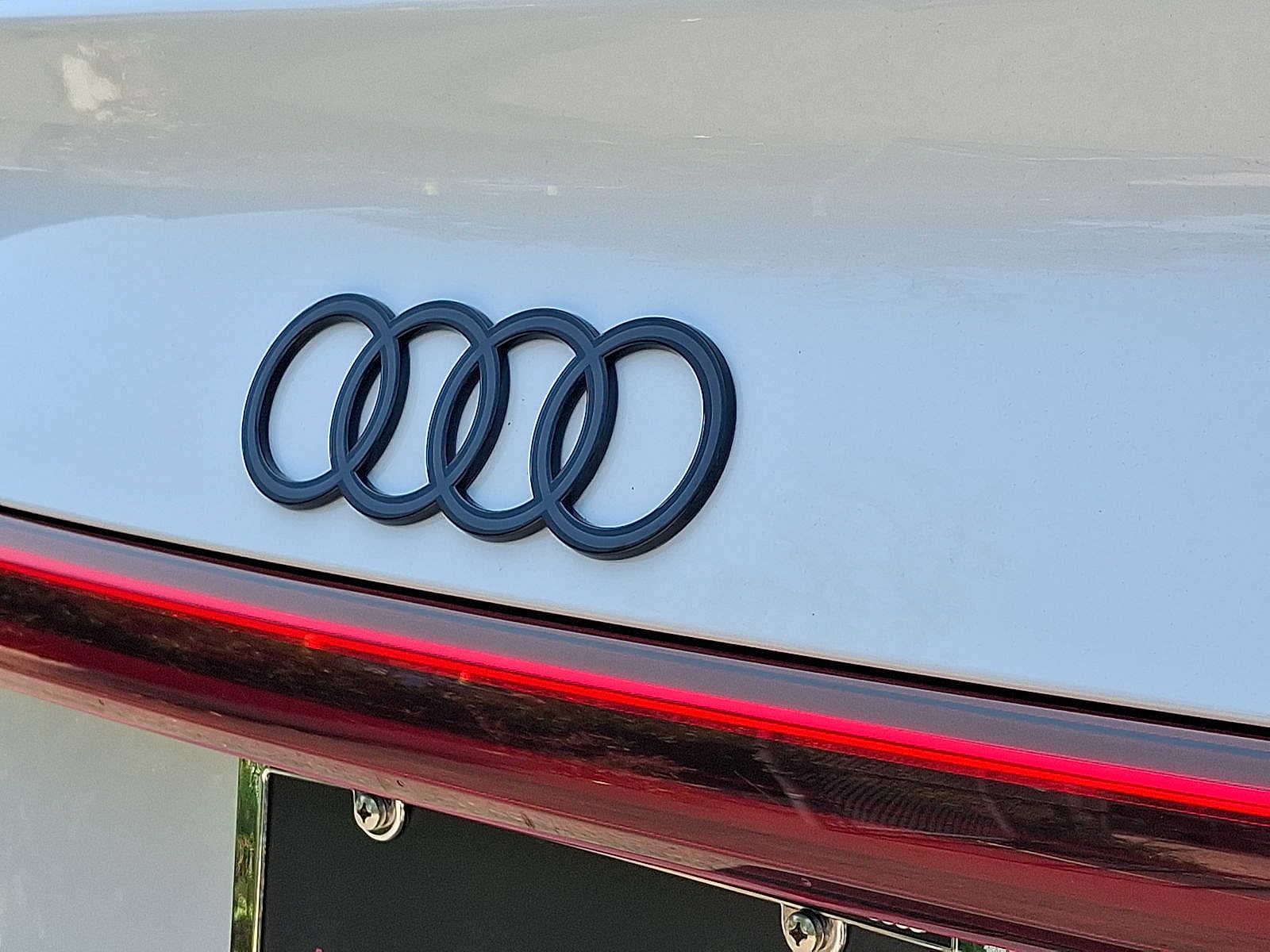 Thumbnail: 2024 Audi Q8 e-tron - 22