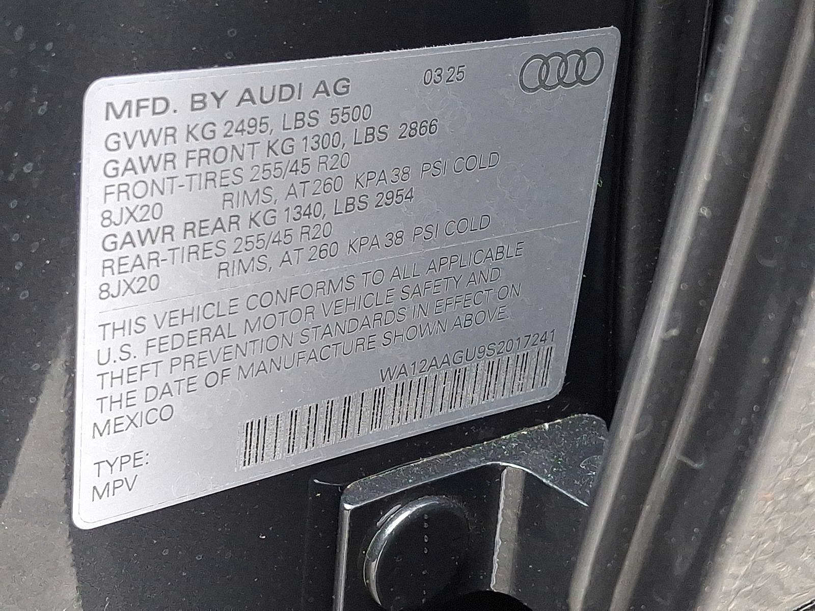 Thumbnail: 2025 Audi Q5 - 16