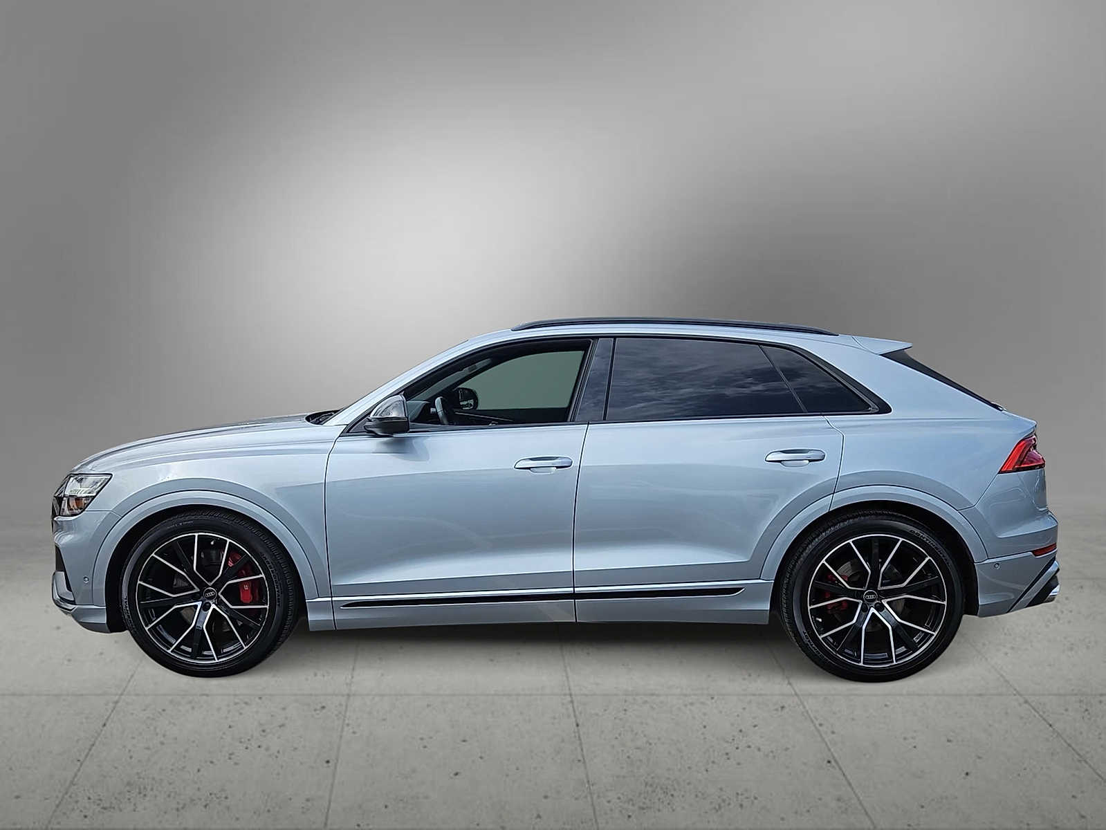 Thumbnail: 2023 Audi SQ8 - 5