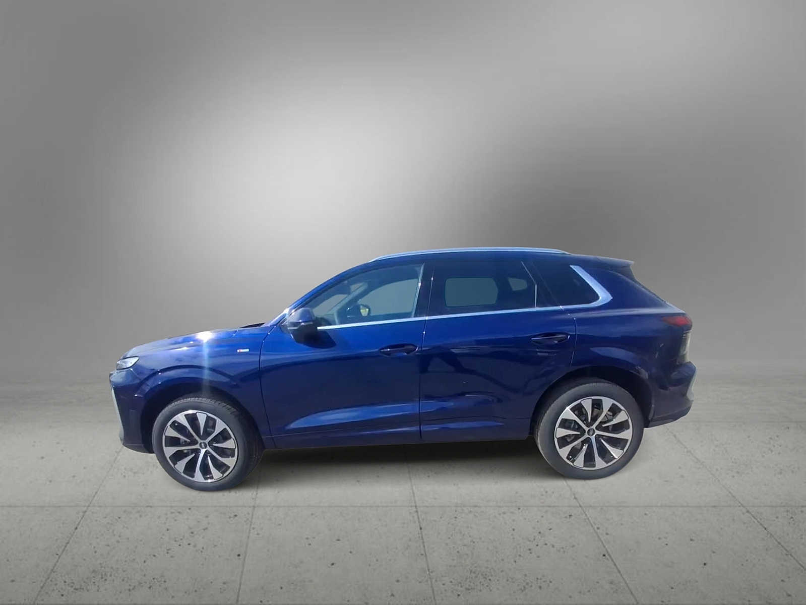 Thumbnail: 2026 Audi Q3 - 5