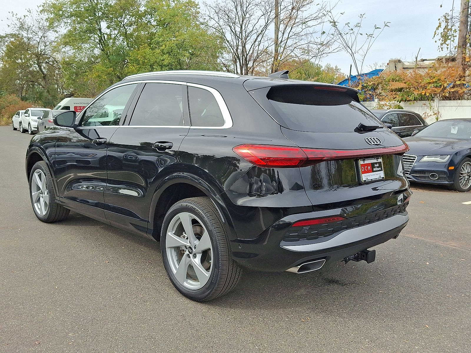 Thumbnail: 2025 Audi Q5 - 12