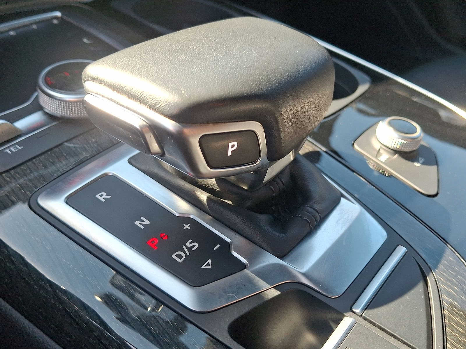 Thumbnail: 2019 Audi Q7 - 12