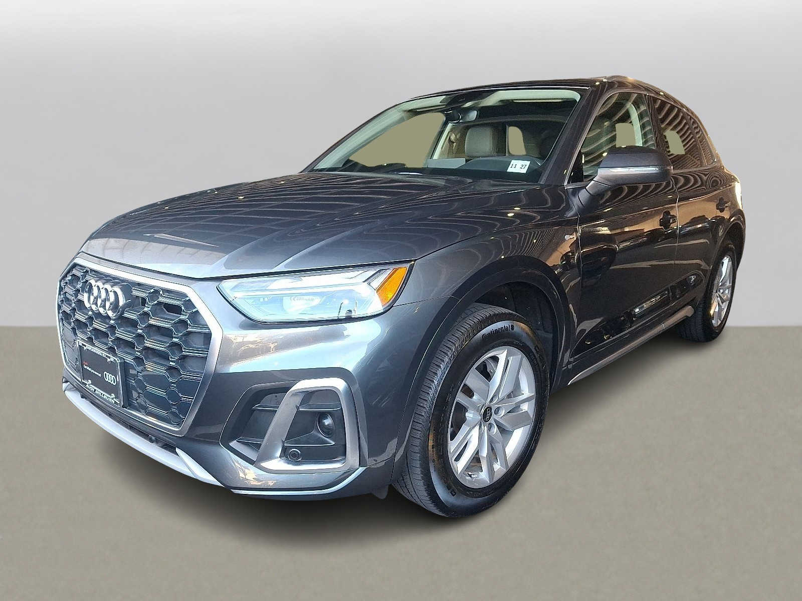 Thumbnail: 2023 Audi Q5 - 1