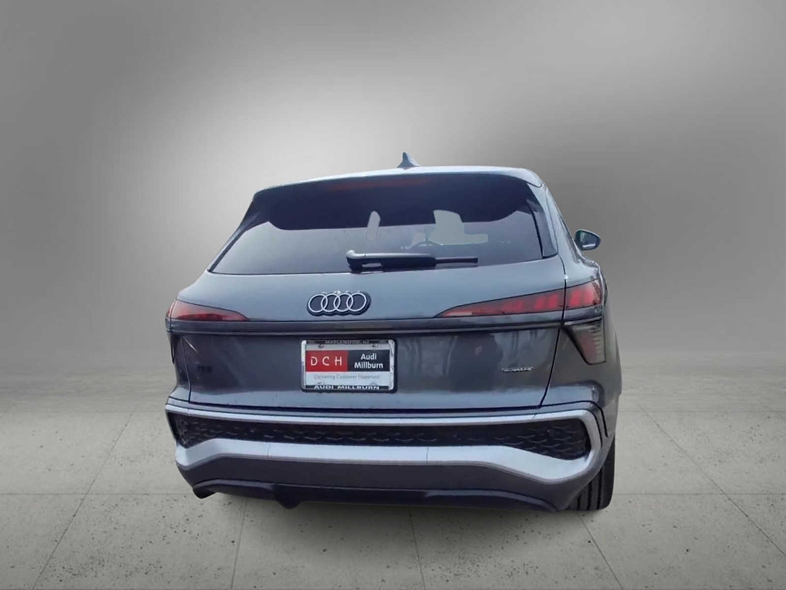Thumbnail: 2026 Audi Q3 - 7