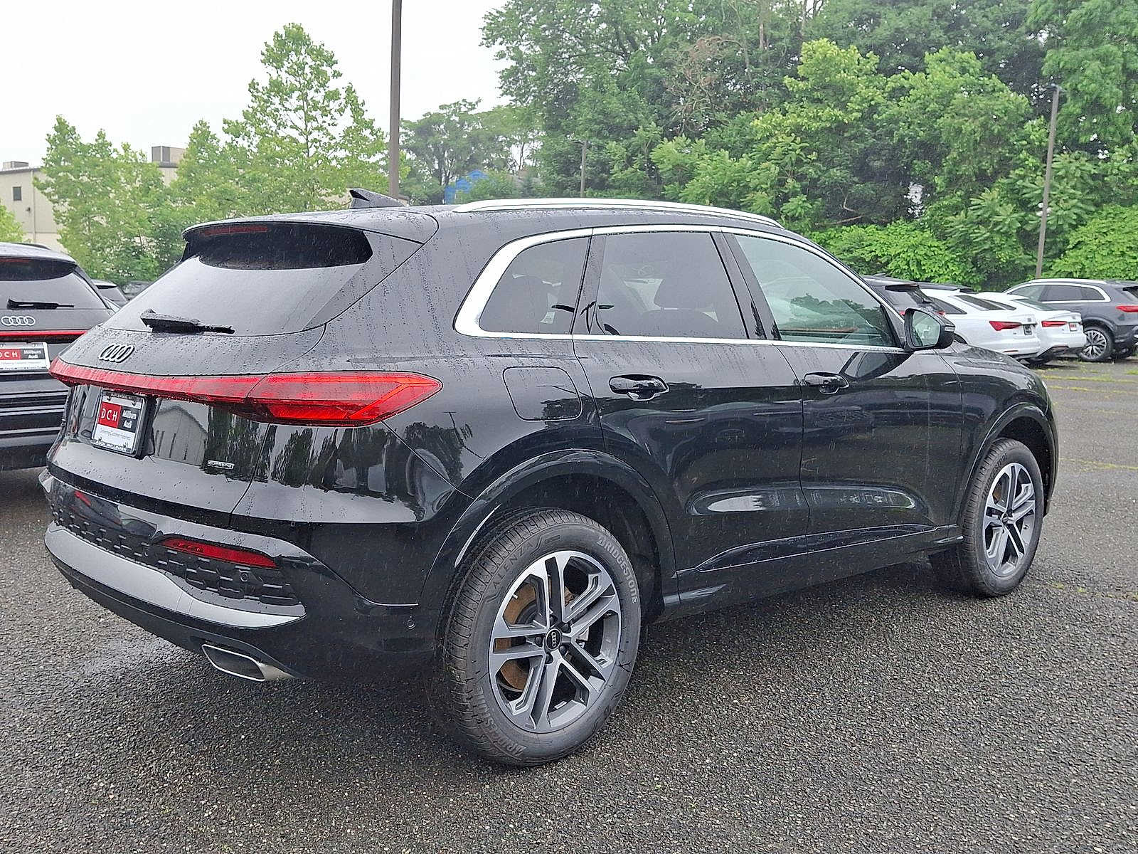 Thumbnail: 2025 Audi Q5 - 12