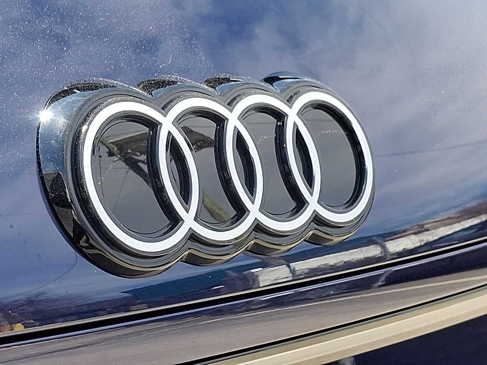 Thumbnail: 2026 Audi Q3 - 18