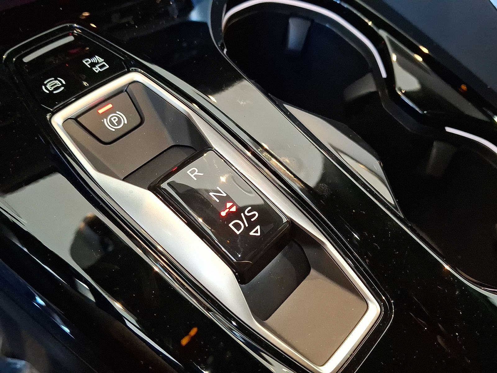 Thumbnail: 2025 Audi Q5 - 5