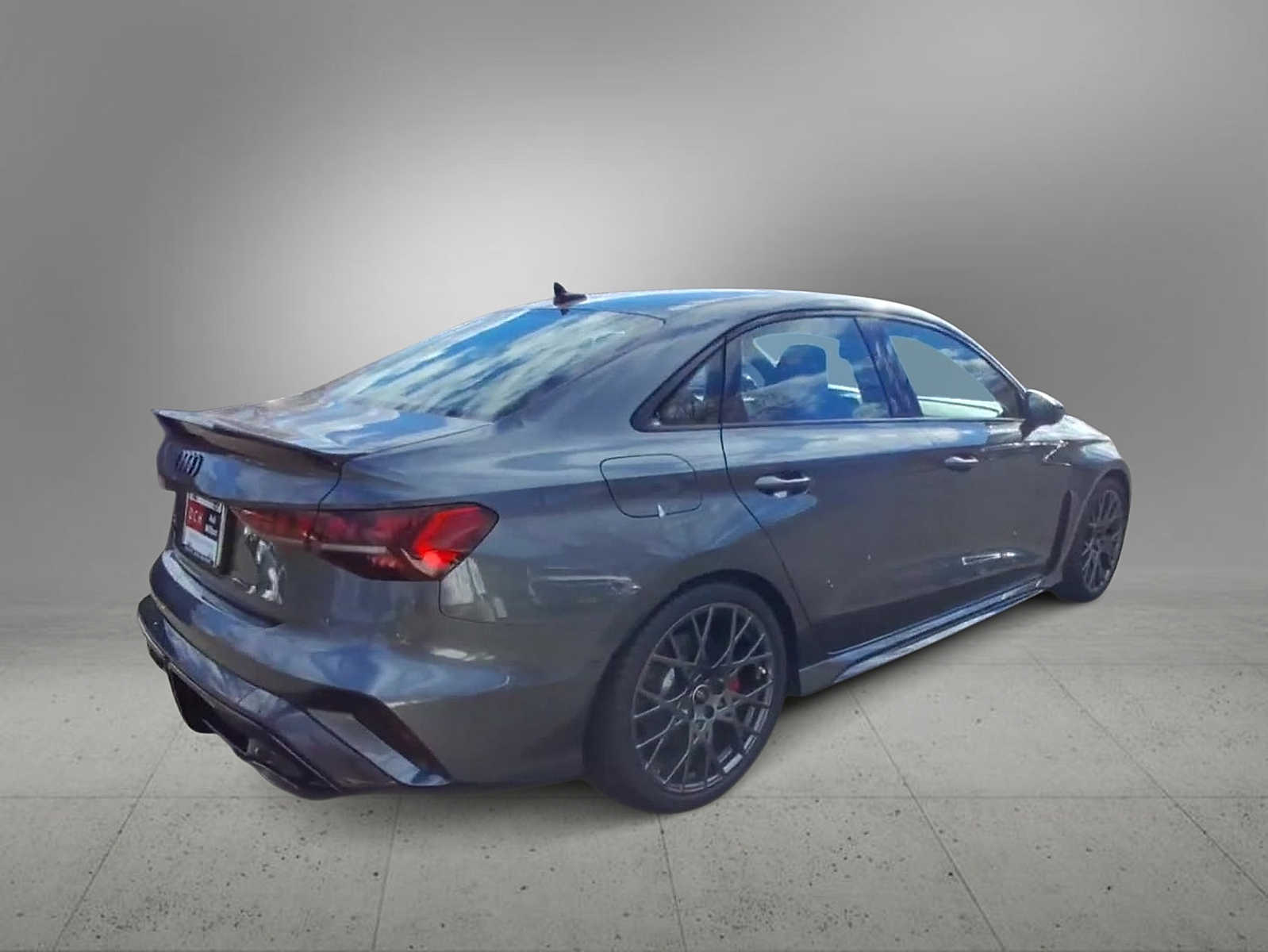 Thumbnail: 2025 Audi RS 3 - 8