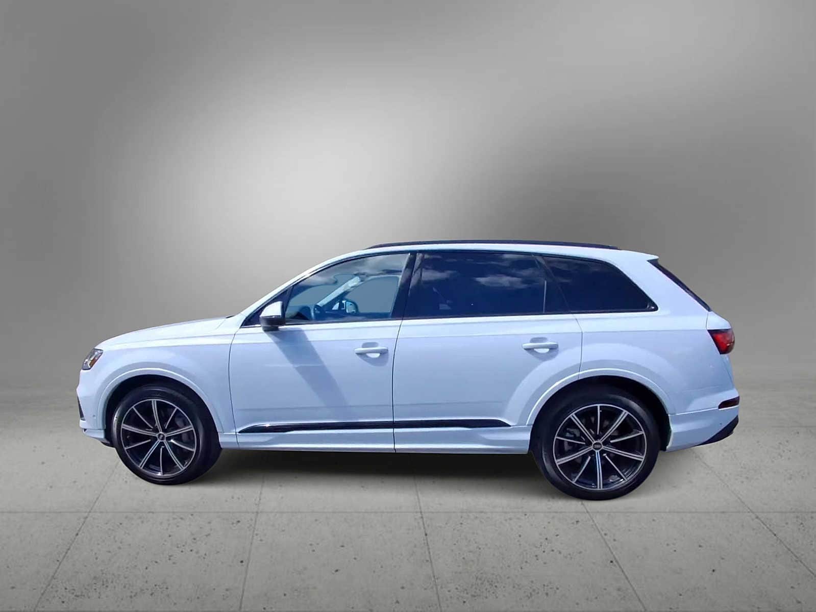 Thumbnail: 2023 Audi Q7 - 5