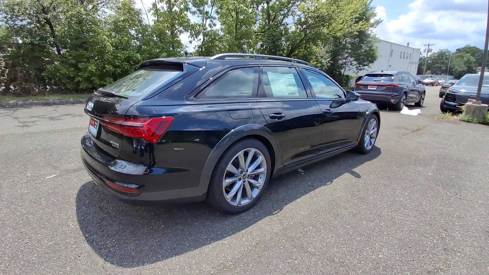 Thumbnail: 2025 Audi A6 - 8