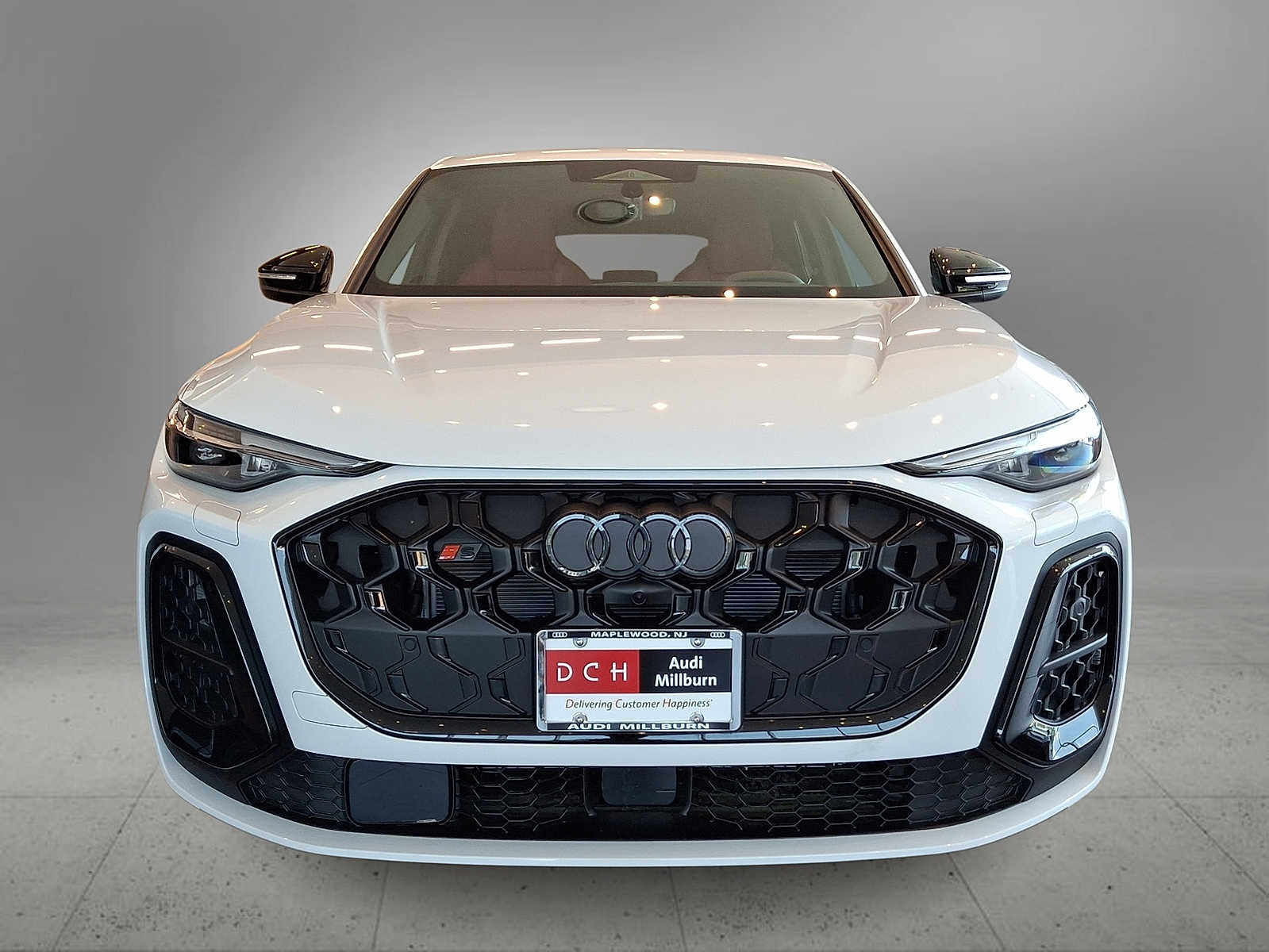 Thumbnail: 2026 Audi SQ5 - 3