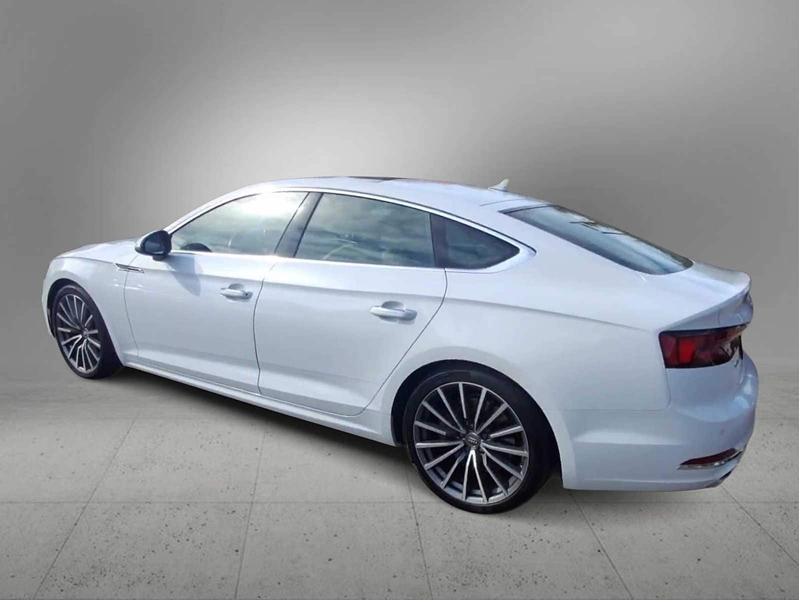 Thumbnail: 2019 Audi A5 - 6