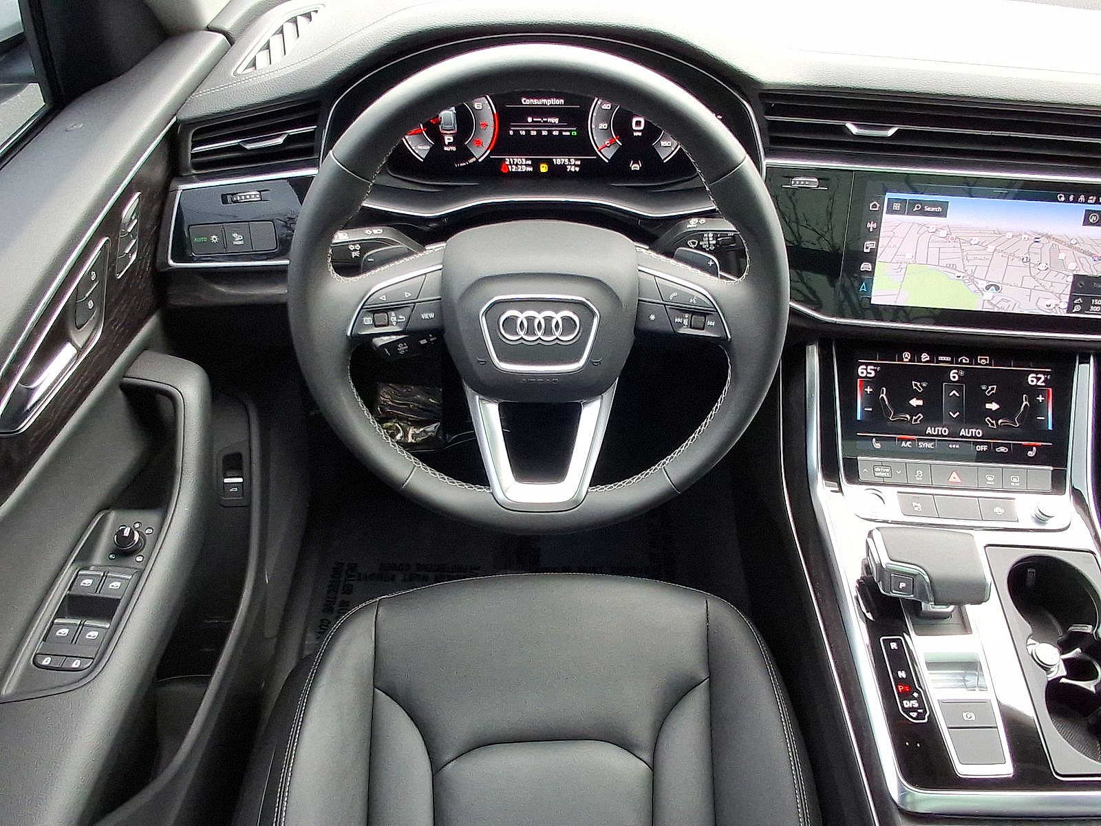 Thumbnail: 2023 Audi Q8 - 26