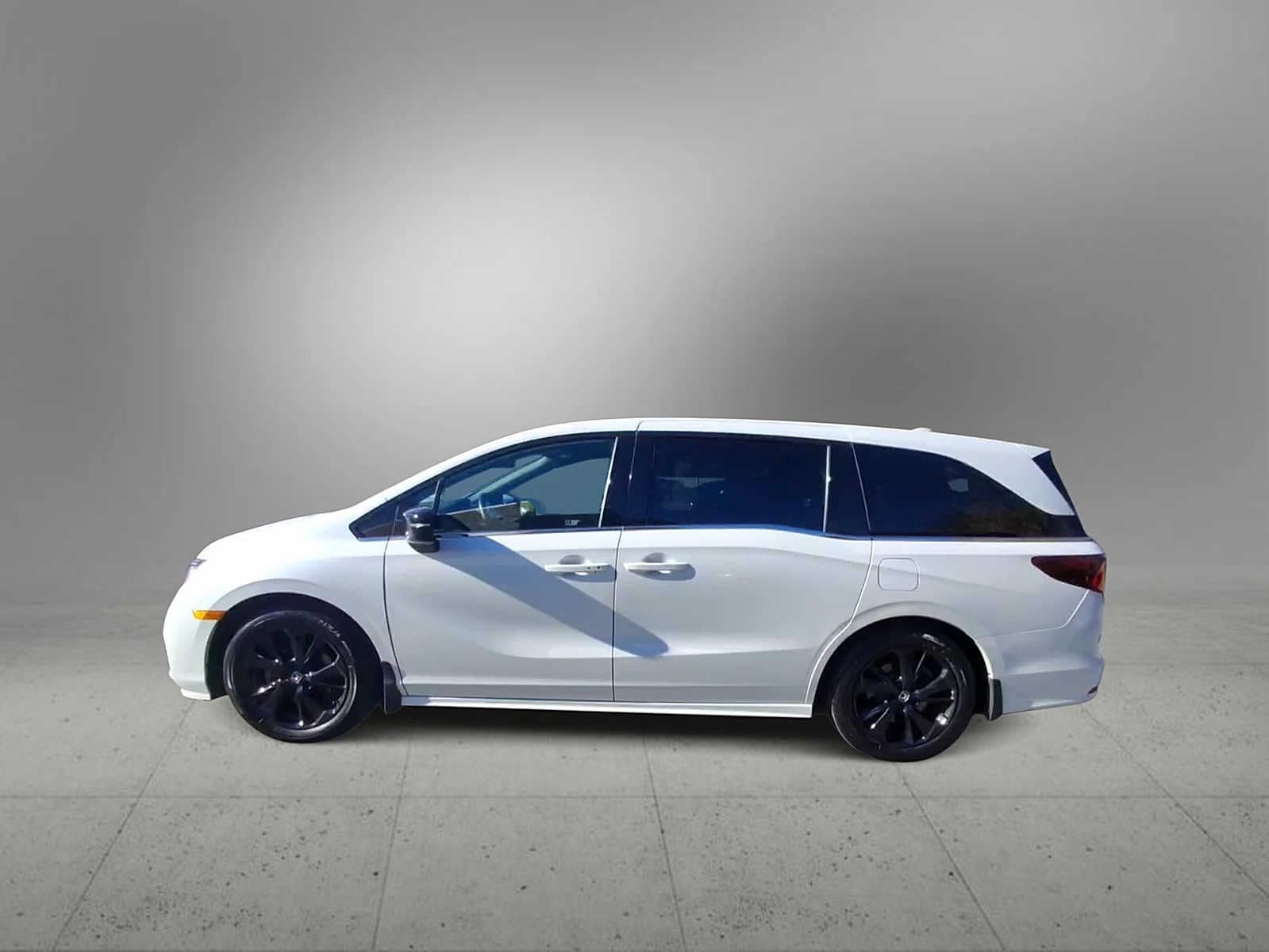 Thumbnail: 2023 Honda Odyssey - 5