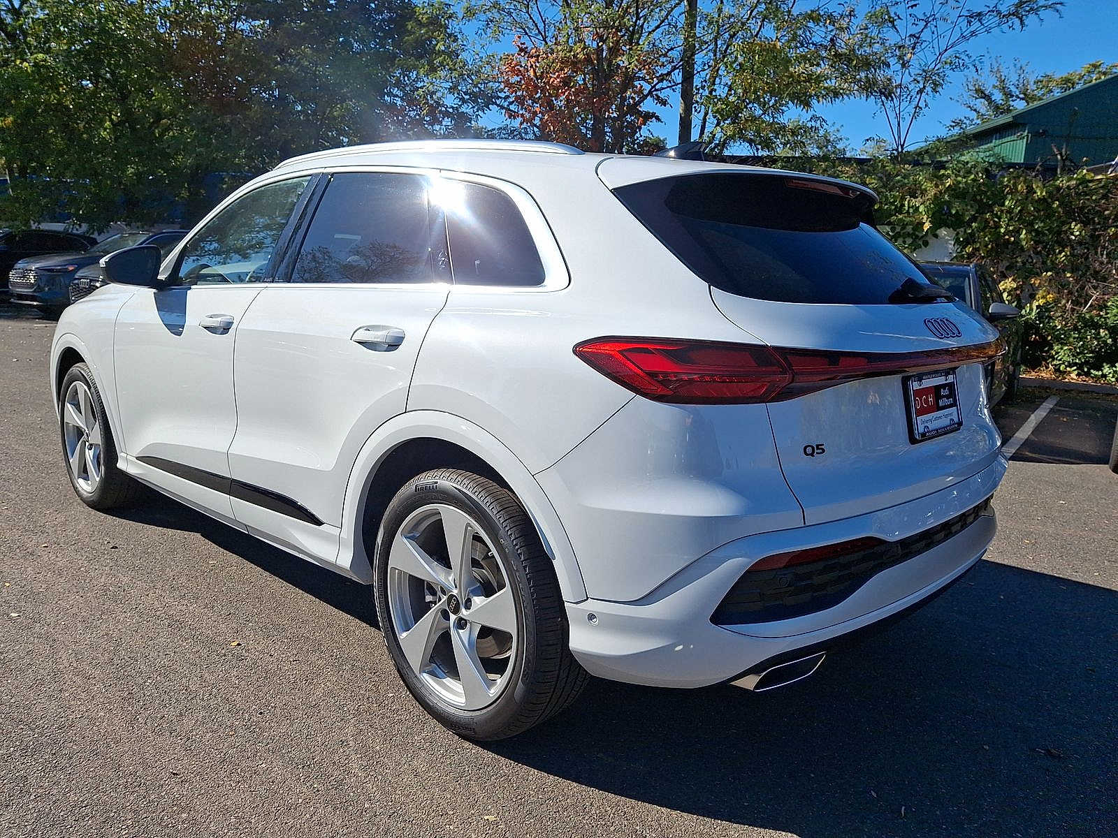 Thumbnail: 2025 Audi Q5 - 11