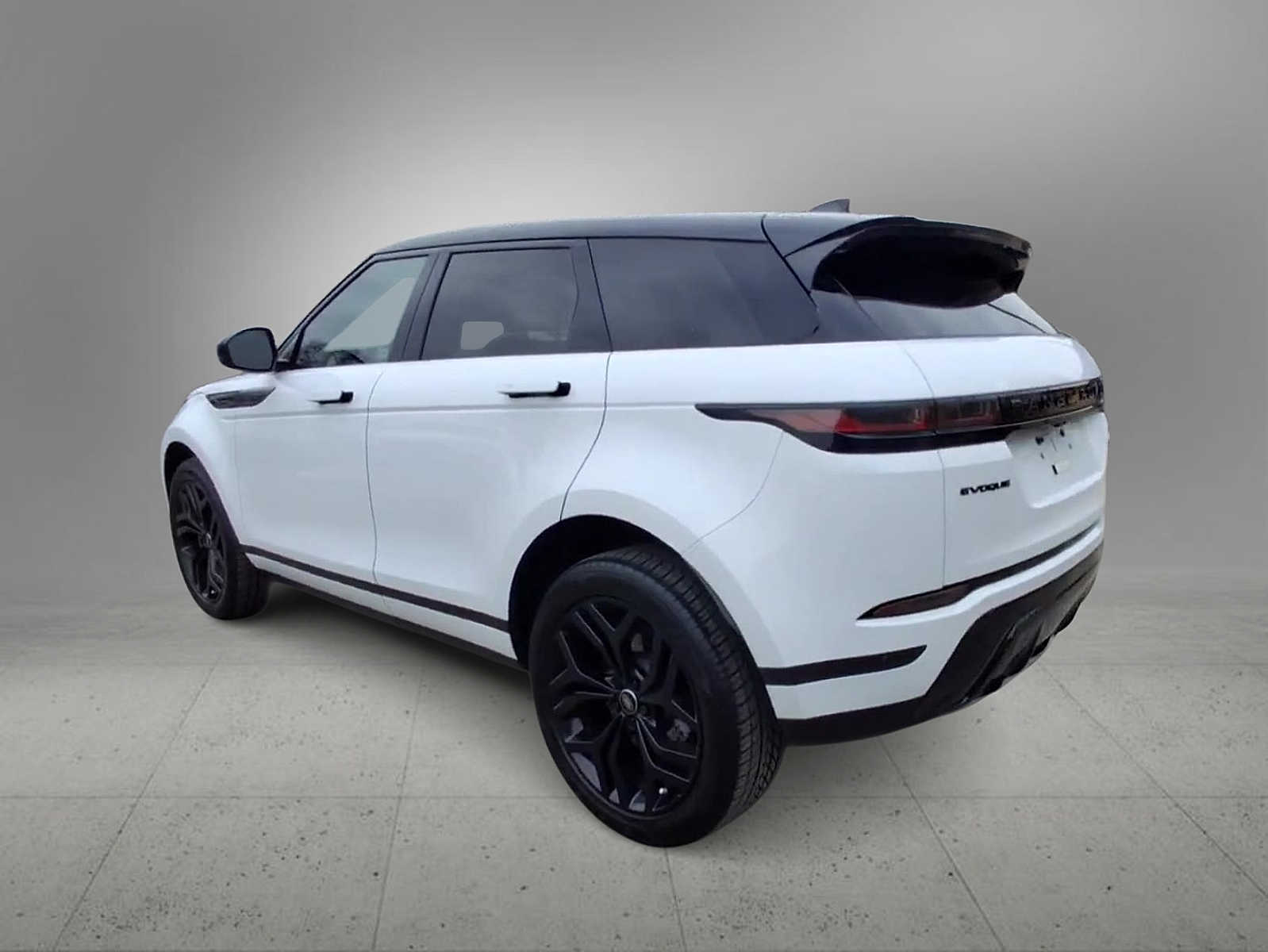 Thumbnail: 2023 Land Rover Range Rover Evoque - 6