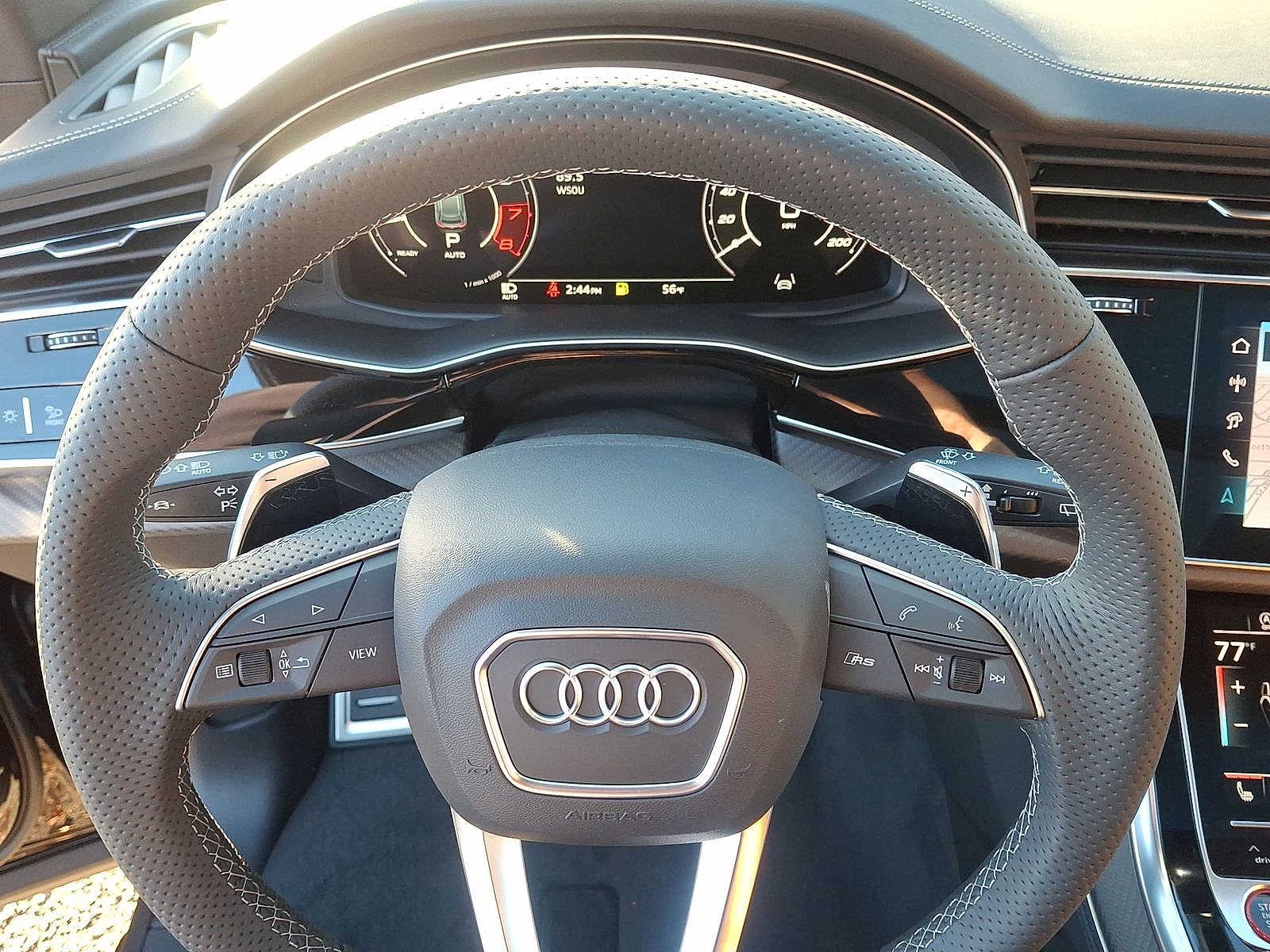 Thumbnail: 2026 Audi RS Q8 - 16