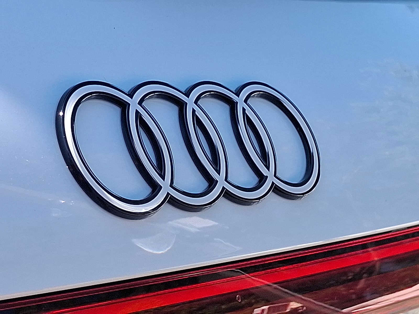 Thumbnail: 2025 Audi Q5 - 17