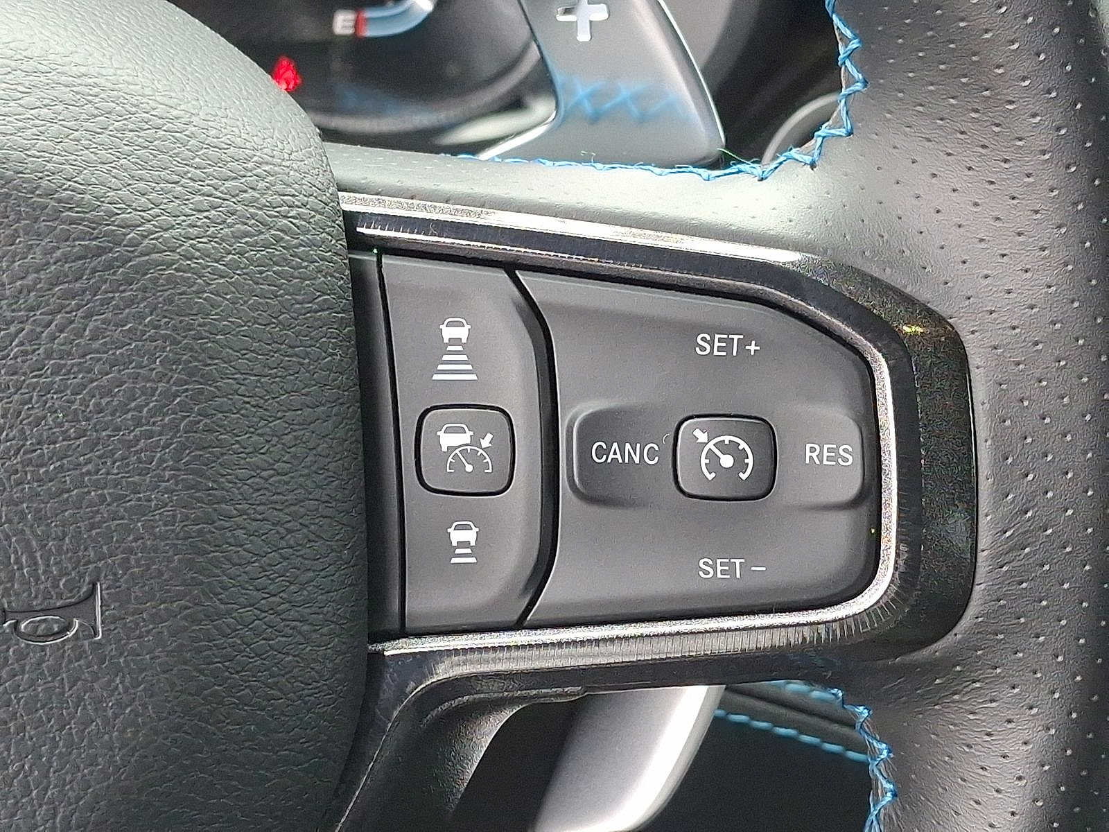 Thumbnail: 2023 RAM 1500 - 18