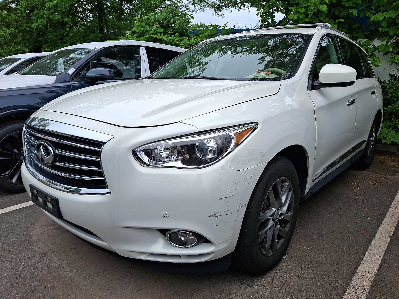 2013 INFINITI JX35  -
                  Maplewood, NJ
