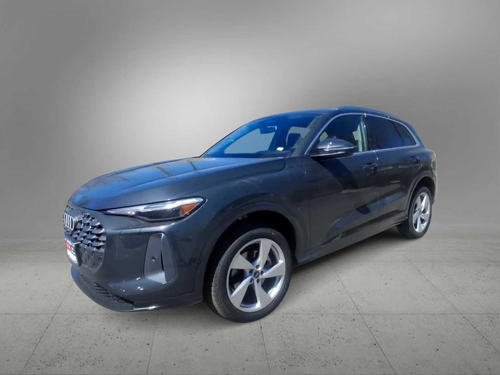 Thumbnail: 2026 Audi Q5 - 4