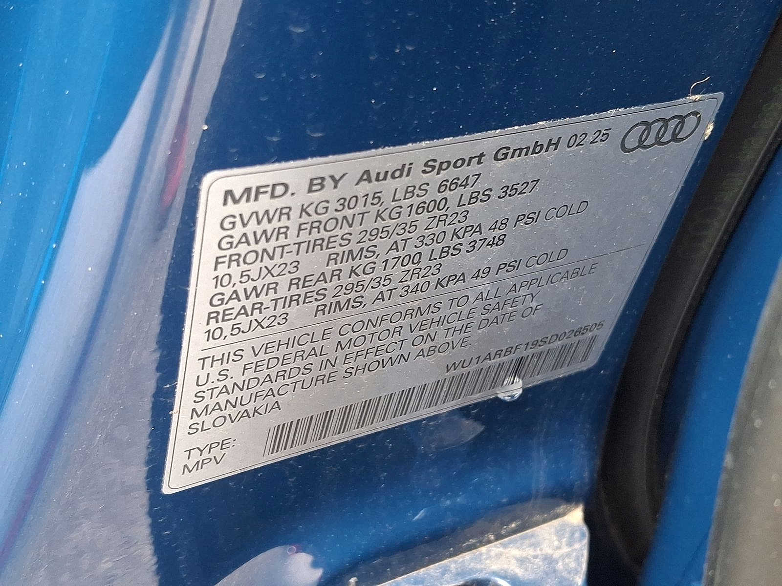 Thumbnail: 2025 Audi RS Q8 - 10