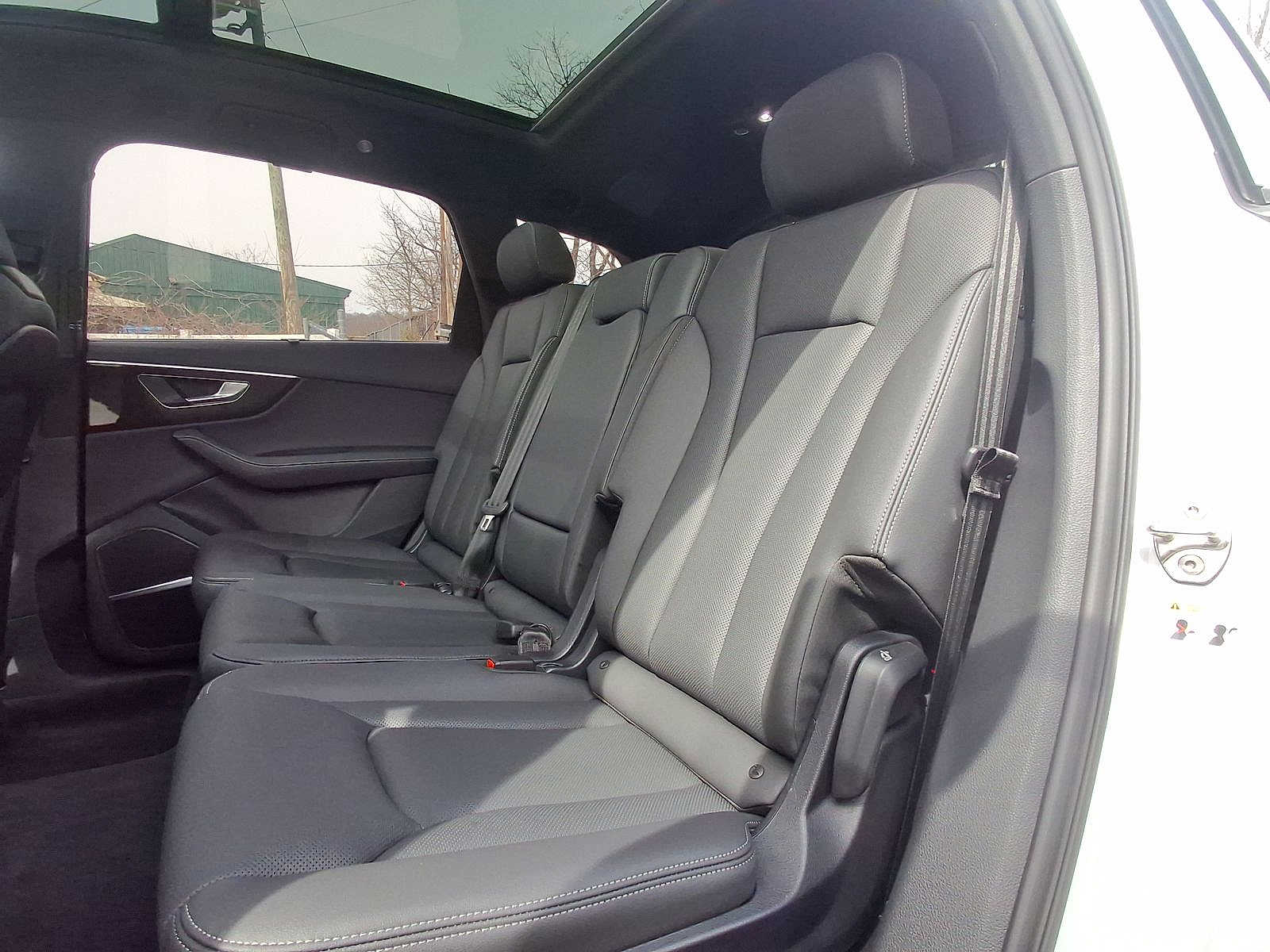 Thumbnail: 2025 Audi Q7 - 20