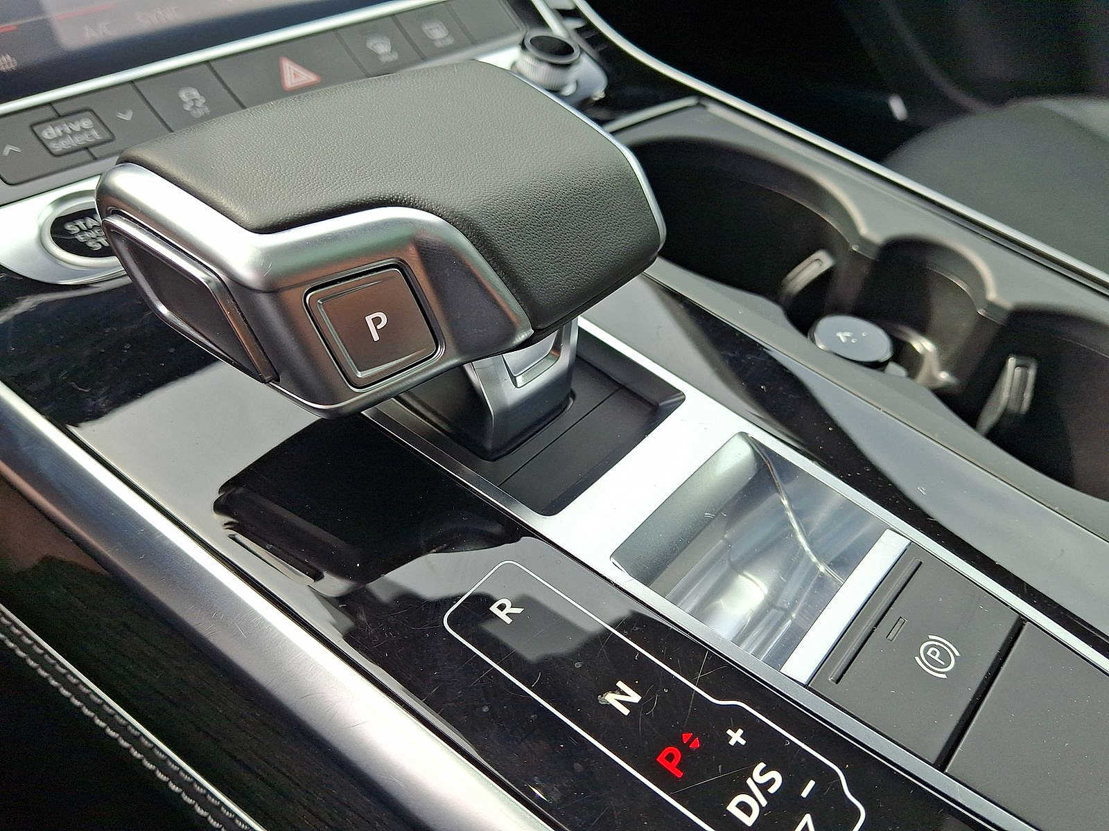 Thumbnail: 2025 Audi Q7 - 11