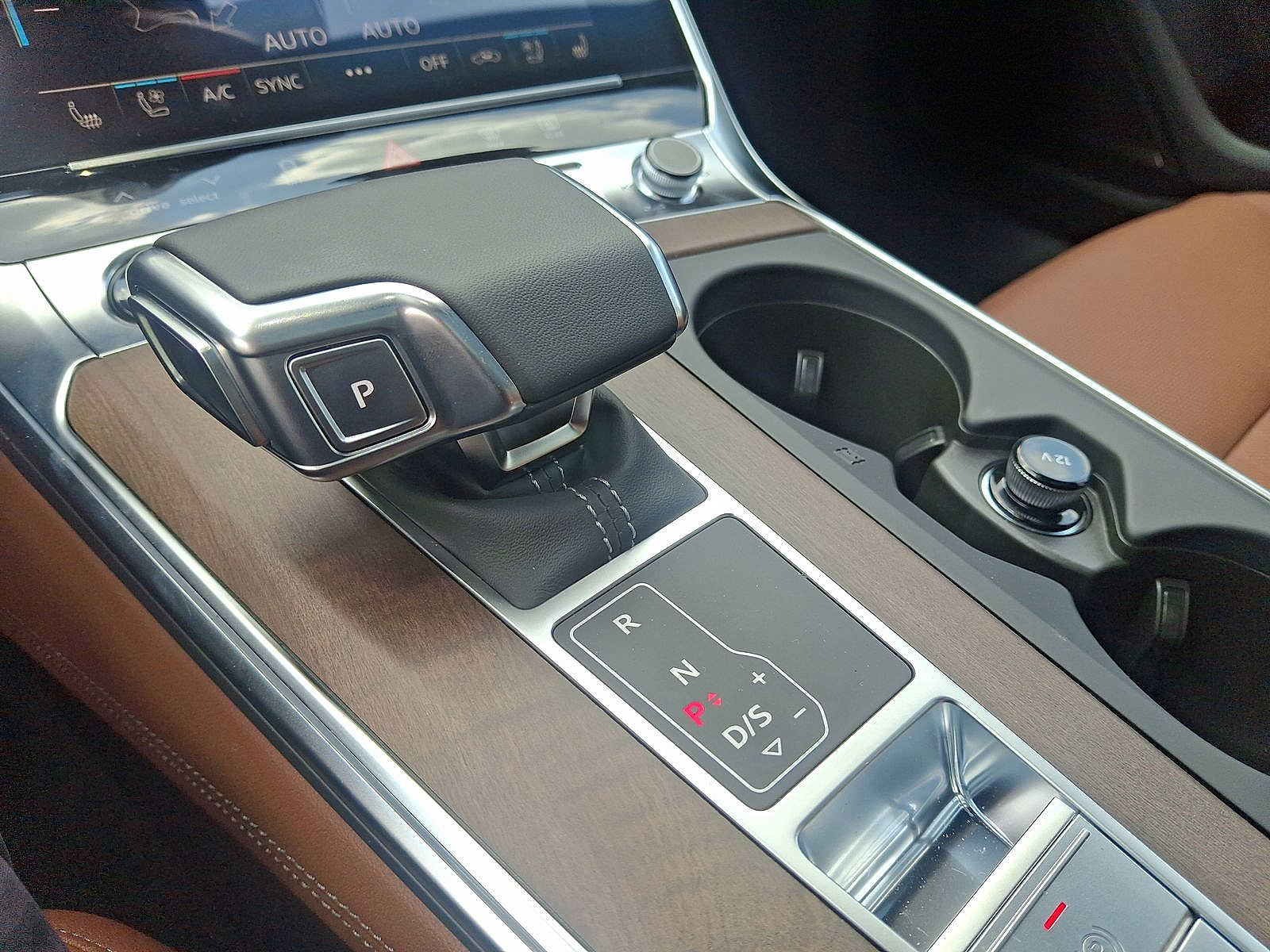 Thumbnail: 2025 Audi A6 - 15