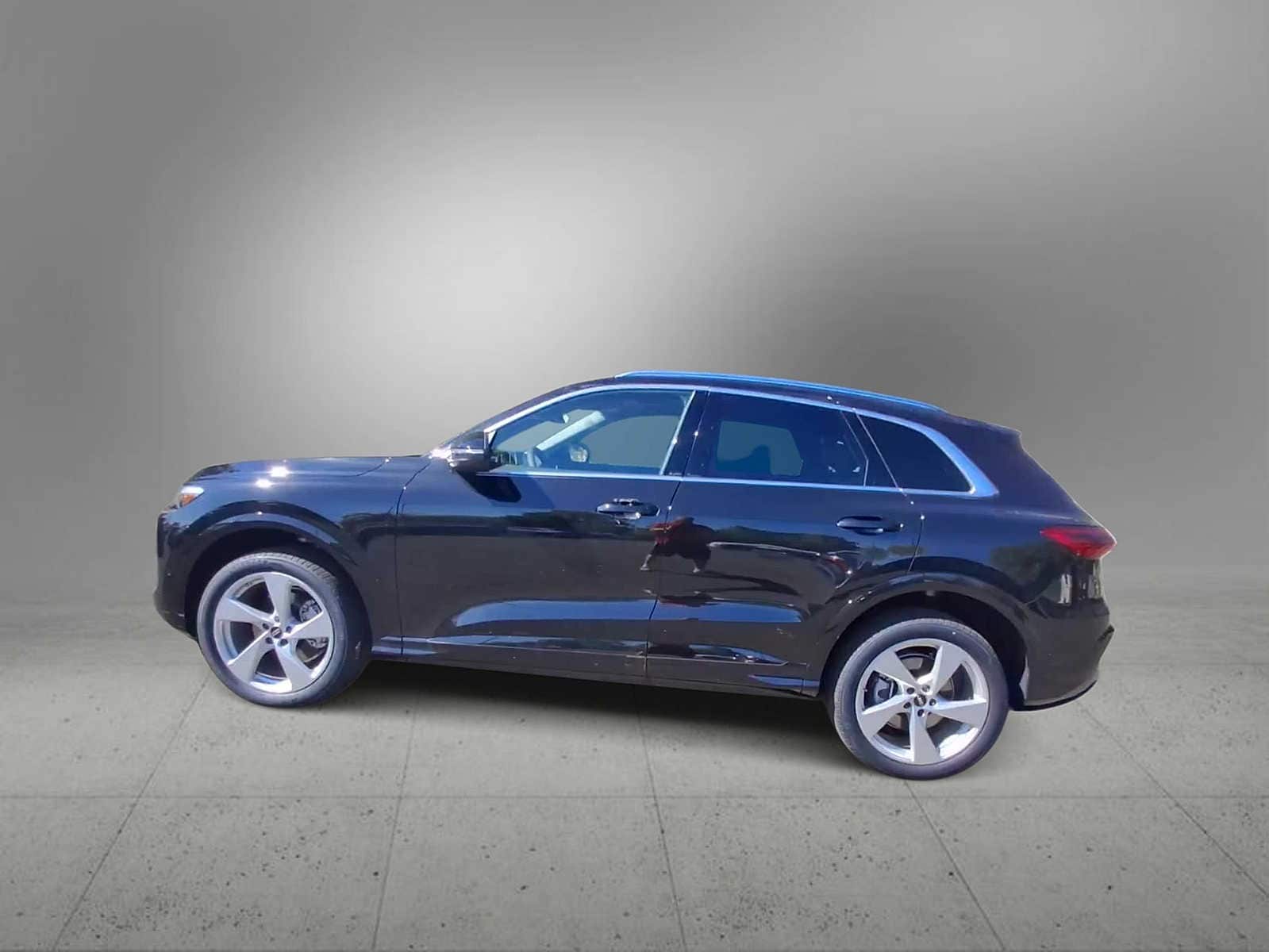 Thumbnail: 2025 Audi Q5 - 5
