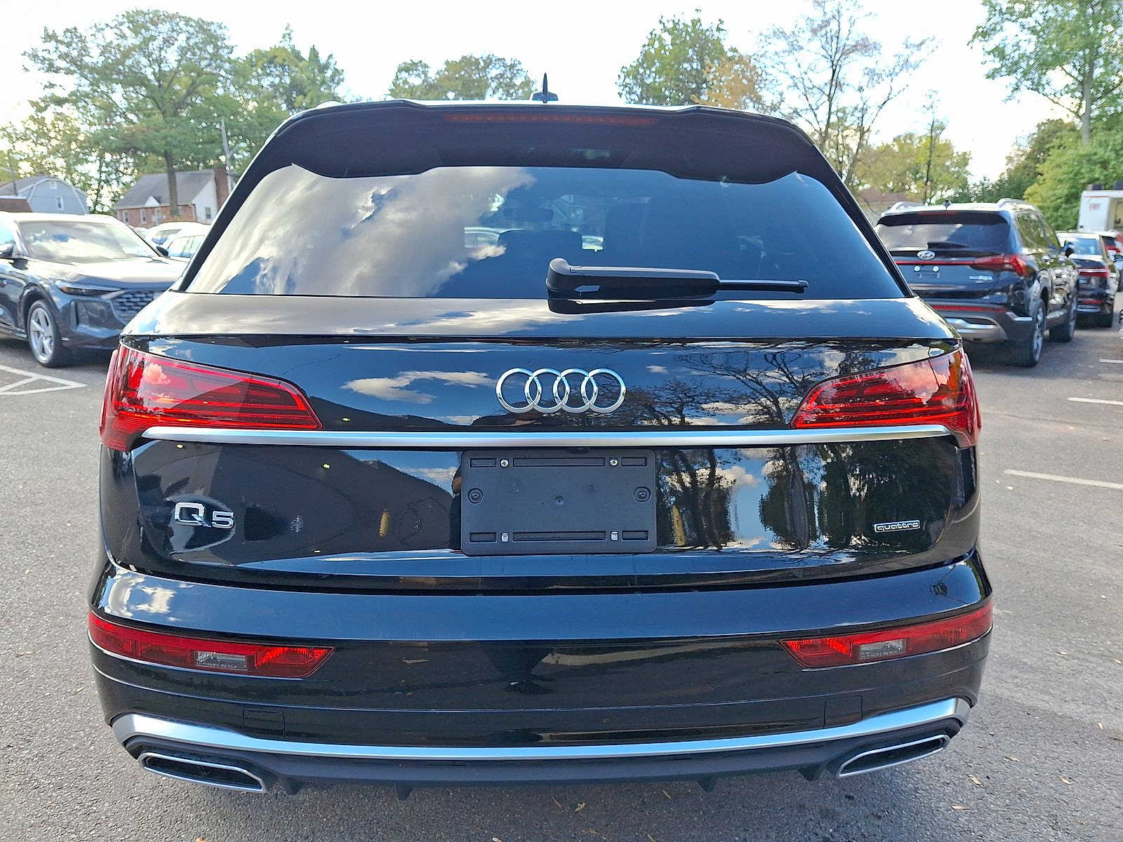 Thumbnail: 2023 Audi Q5 - 23